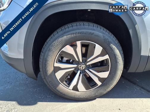 2025 Volkswagen Atlas 2.0T SE