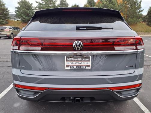 2026 Volkswagen Atlas Cross Sport 2.0T SE w/Technology 4MOTION