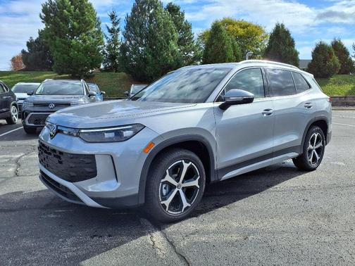 2025 Volkswagen Tiguan 2.0T SE 4MOTION