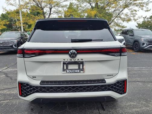 2025 Volkswagen Tiguan 2.0T SE R-Line Black 4MOTION