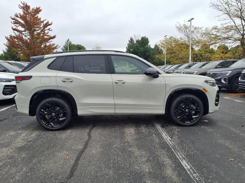 2025 Volkswagen Tiguan 2.0T SE R-Line Black 4MOTION