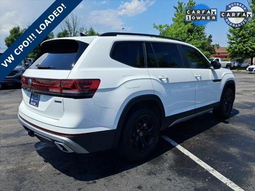 2024 Volkswagen Atlas 2.0T SE w/Technology 4MOTION