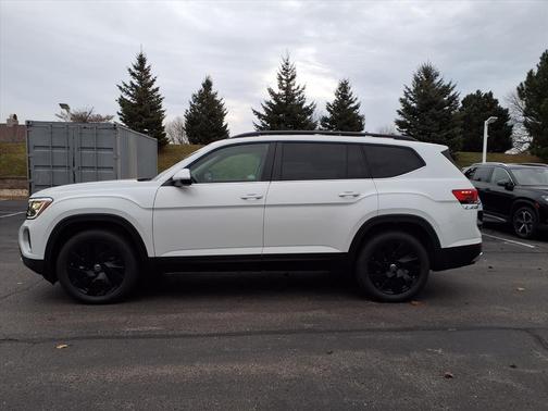 2026 Volkswagen Atlas 2.0T SE w/Technology 4MOTION