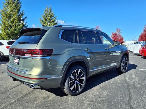 2026 Volkswagen Atlas 2.0T SEL Premium R-Line 4MOTION