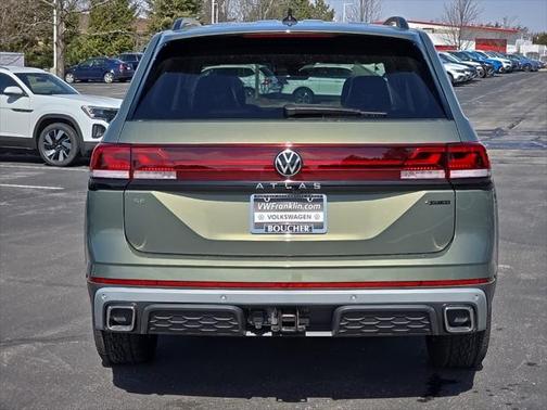 2025 Volkswagen Atlas 2.0T Peak Edition