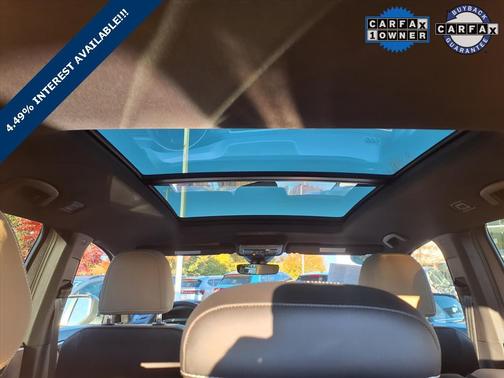 2024 Volkswagen Atlas Cross Sport 2.0T SE w/Technology 4MOTION