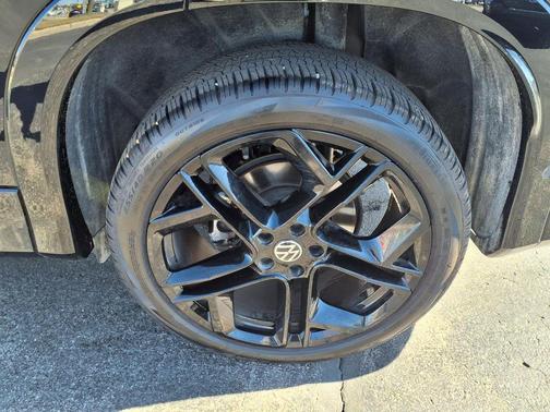 2025 Volkswagen Tiguan 2.0T SE R-Line Black 4MOTION