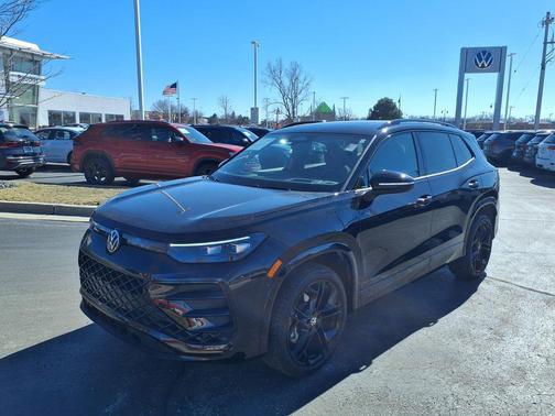 2025 Volkswagen Tiguan 2.0T SE R-Line Black 4MOTION