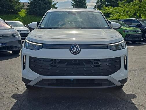 2025 Volkswagen Tiguan 2.0T SE 4MOTION