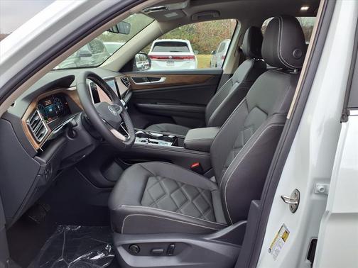 2026 Volkswagen Atlas 2.0T SE w/Technology 4MOTION