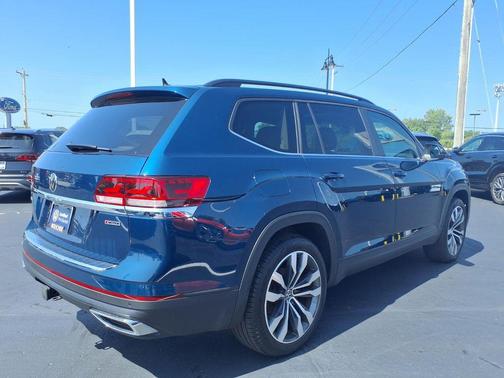 Tourmaline Blue Metallic 2022 Volkswagen Atlas 3.6L SE w/Technology