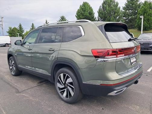 2025 Volkswagen Atlas 2.0T SEL