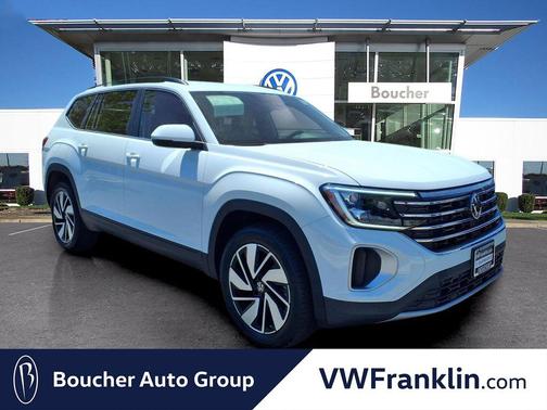 Pure White 2024 Volkswagen Atlas 2.0T SE w/Technology 4MOTION
