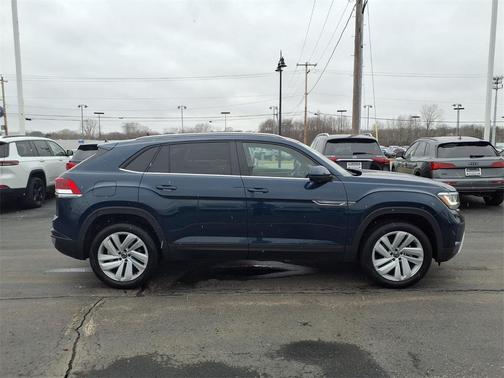 2021 Volkswagen Atlas Cross Sport 2.0T SE w/Technology 4MOTION