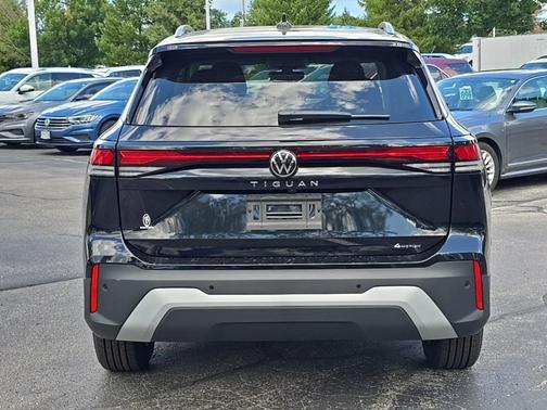 2025 Volkswagen Tiguan 2.0T S 4MOTION