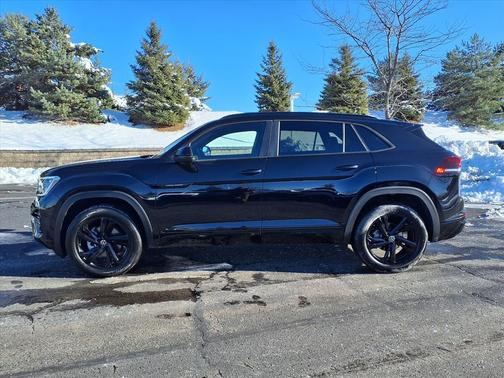 2025 Volkswagen Atlas Cross Sport 2.0T SEL