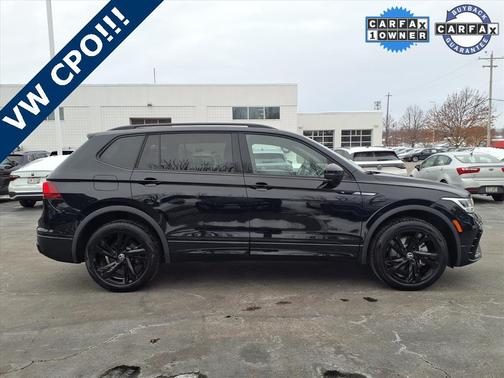 2024 Volkswagen Tiguan 2.0T SE R-Line Black