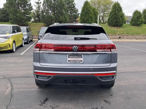 2025 Volkswagen Atlas Cross Sport 2.0T SE w/Technology 4MOTION
