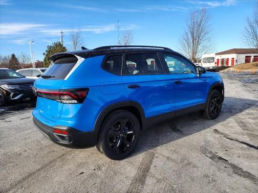 2025 Volkswagen Taos 1.5T SEL