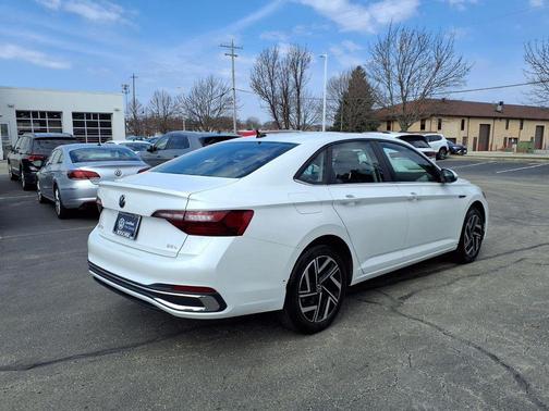 2022 Volkswagen Jetta 1.5T SEL