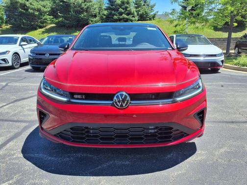 Kings Red Metallic w/Deep Black Roof 2026 Volkswagen Jetta GLI 2.0T Autobahn