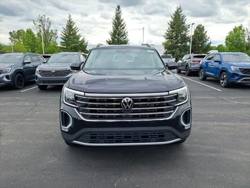 2025 Volkswagen Atlas 2.0T SE w/Technology 4MOTION