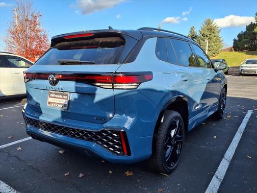 2026 Volkswagen Tiguan 2.0T SE R-Line Black 4MOTION