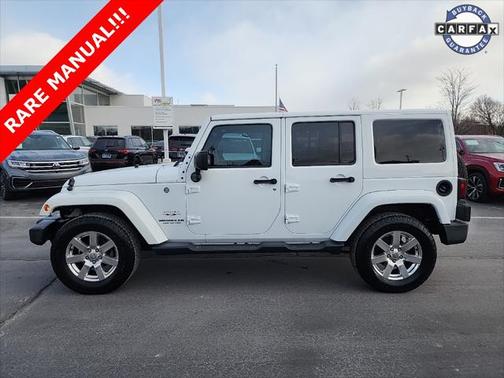 2016 Jeep Wrangler Unlimited Sahara