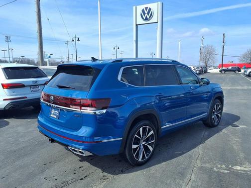 2025 Volkswagen Atlas 2.0T SEL Premium R-Line 4MOTION