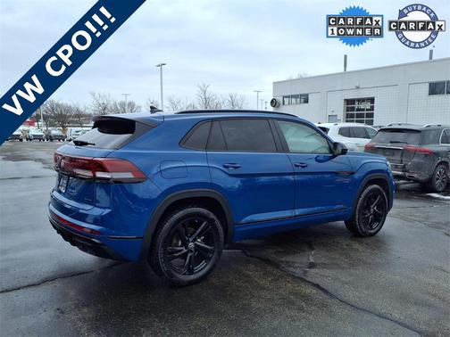 2025 Volkswagen Atlas Cross Sport 2.0T SEL