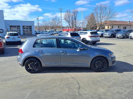 2017 Volkswagen Golf TSI Wolfsburg Edition 4-Door