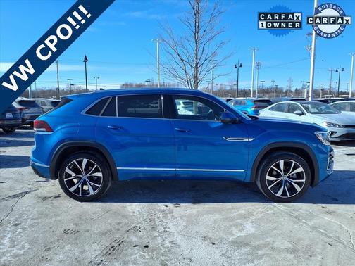 2025 Volkswagen Atlas Cross Sport 2.0T SEL Premium