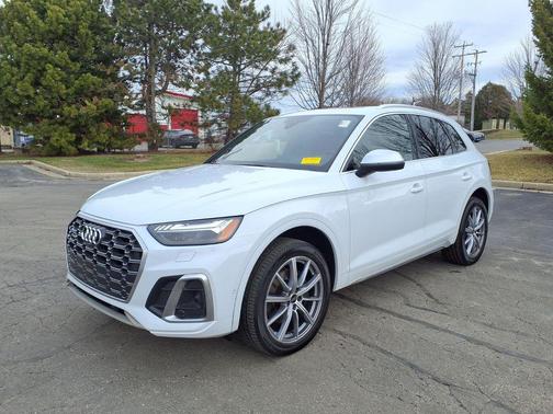 Glacier White Metallic 2022 Audi SQ5 3.0T Prestige