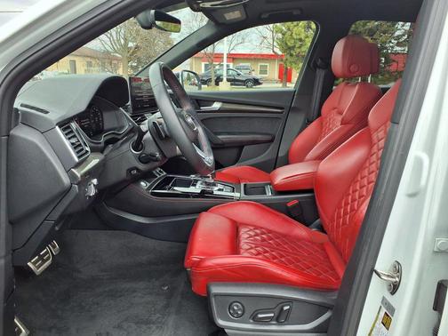 Glacier White Metallic 2022 Audi SQ5 3.0T Prestige