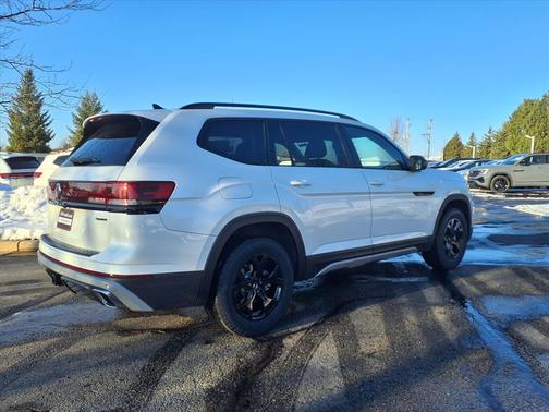 2026 Volkswagen Atlas Peak Edition