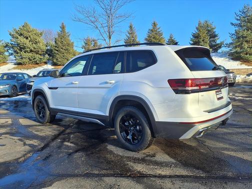 2026 Volkswagen Atlas Peak Edition