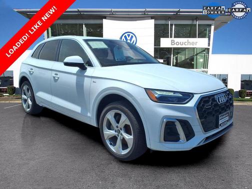 Glacier White Metallic 2023 Audi Q5 45 S line Premium Plus
