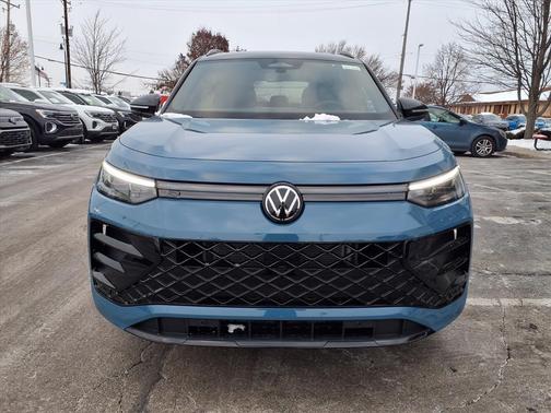 2026 Volkswagen Tiguan 2.0T SE R-Line Black 4MOTION