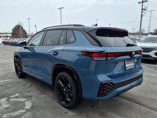 2026 Volkswagen Tiguan 2.0T SE R-Line Black 4MOTION