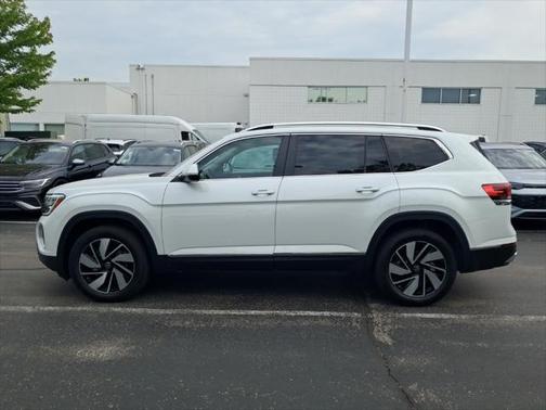 2025 Volkswagen Atlas 2.0T SEL