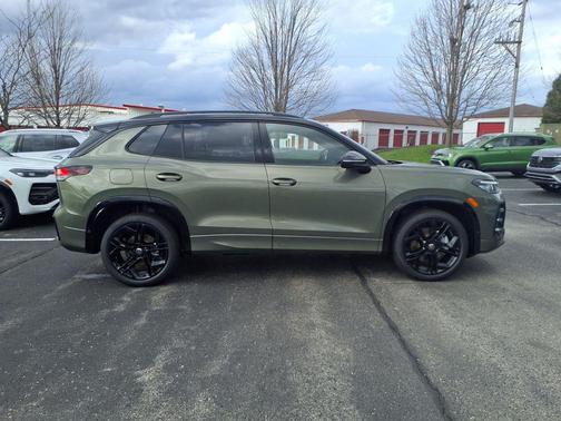 Avocado Green w/Deep Black Roof 2026 Volkswagen Tiguan 2.0T SE R-Line Black 4MOTION