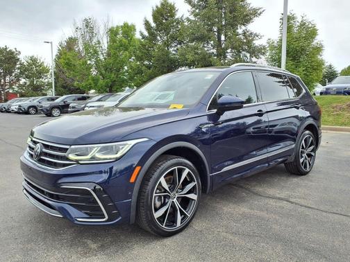 Atlantic Blue Metallic 2022 Volkswagen Tiguan 2.0T SEL R-Line 4MOTION