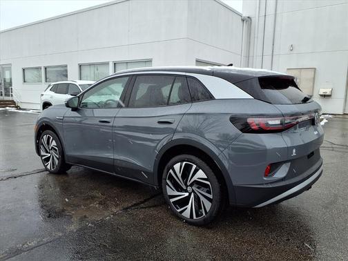 2025 Volkswagen ID.4 Pro S Plus