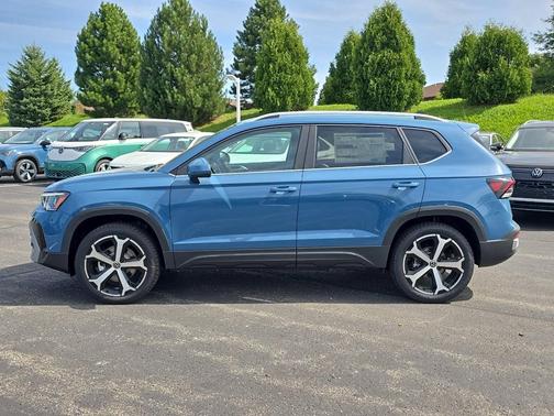 2025 Volkswagen Taos 1.5T SEL