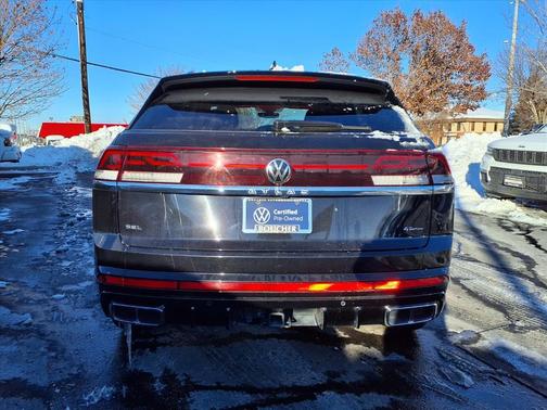 2025 Volkswagen Atlas Cross Sport 2.0T SEL Premium