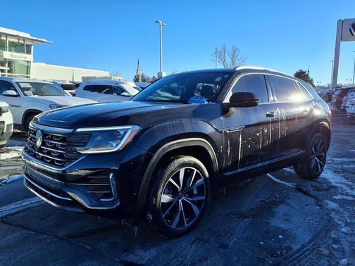 2025 Volkswagen Atlas Cross Sport 2.0T SEL Premium