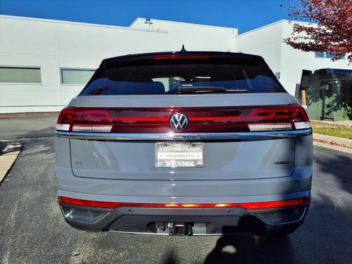 2026 Volkswagen Atlas Cross Sport 2.0T SE w/Technology 4MOTION