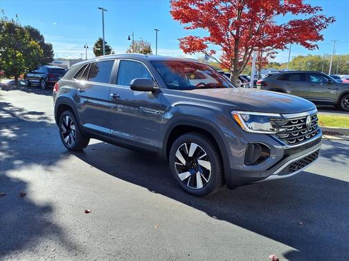 pure gray 2026 Volkswagen Atlas Cross Sport 2.0T SE w/Technology 4MOTION