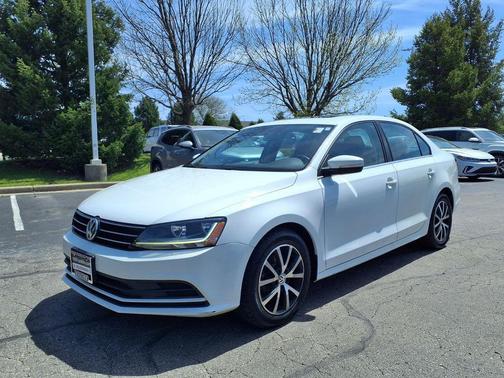 White 2017 Volkswagen Jetta 1.4T SE