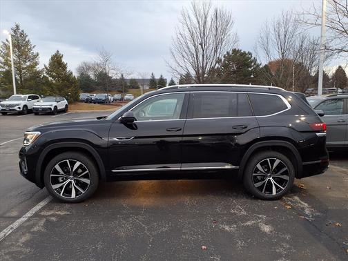 2026 Volkswagen Atlas 2.0T SEL Premium R-Line 4MOTION